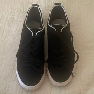 Sofft Black Sneakers